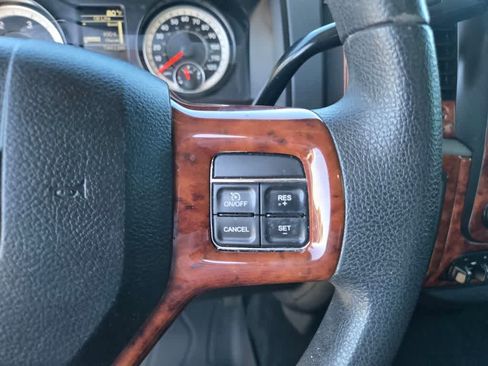 Used 2018 RAM 3500 Tradesman w/ Chrome Appearance Group RWD image 20