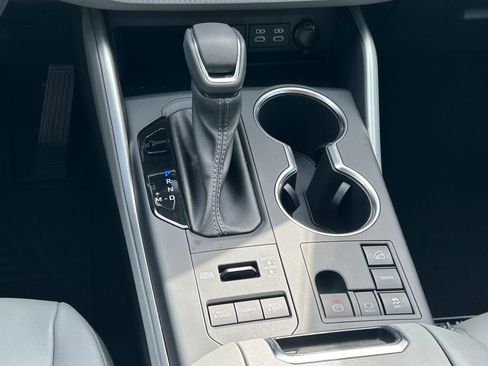 New 2026 Toyota Highlander XLE AWD/4WD image 23
