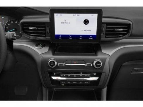 Used 2022 Ford Explorer XLT w/ Equipment Group 202A image 13