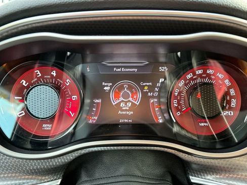 Used 2019 Dodge Challenger SRT Hellcat Redeye image 19