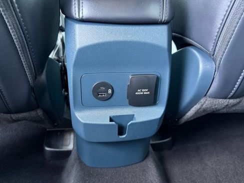 Used 2024 Ford Maverick Lariat w/ Black Appearance Package FWD image 20