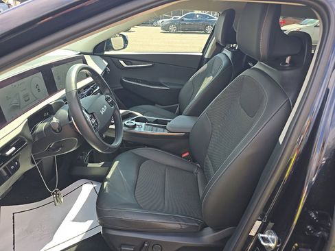 Used 2024 Kia EV6 Light image 5