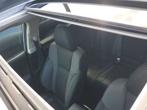 Certified 2023 Subaru Outback Onyx Edition image 36