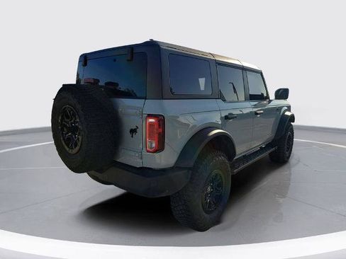 Certified 2023 Ford Bronco Big Bend w/ Sasquatch Package AWD/4WD image 5