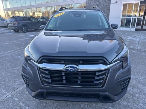 Used 2023 Subaru Ascent Premium w/ Convenience Package image 6