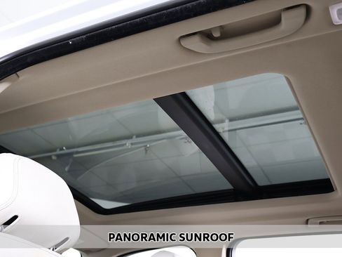 Used 2016 BMW X5 xDrive40e image 4