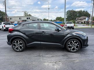 Used 2022 Toyota C-HR XLE FWD video 2