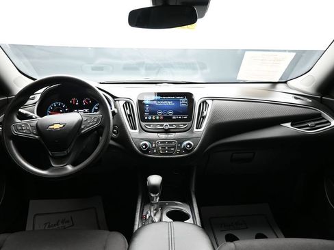 Used 2023 Chevrolet Malibu LT FWD image 12