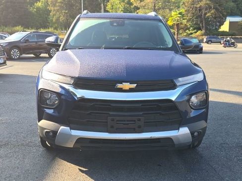 Used 2021 Chevrolet TrailBlazer LT w/ Driver Confidence Package image 4