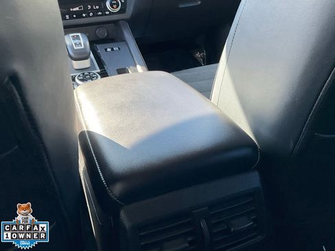 Used 2024 Mitsubishi Outlander SE image 49