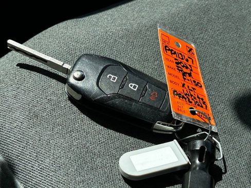 Used 2023 Ford F150 XLT image 43