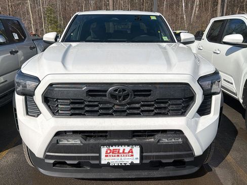New 2026 Toyota Tacoma TRD Off-Road image 2