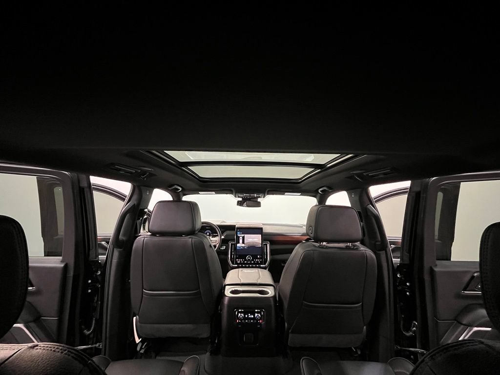 Certified 2026 GMC Yukon XL Denali w/ Sun & Power Step Package AWD/4WD image 28