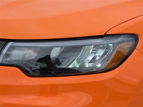 New 2026 Jeep Compass Latitude image 4