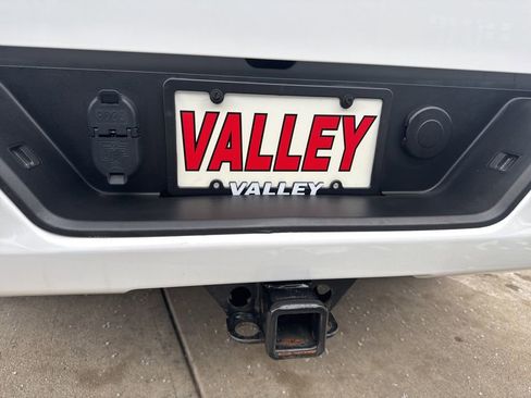 Used 2023 GMC Sierra 1500 Pro w/ Graphite Edition image 18