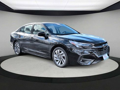 Used 2024 Subaru Legacy Limited image 2