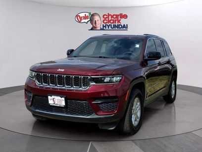 Used 2024 Jeep Grand Cherokee Laredo