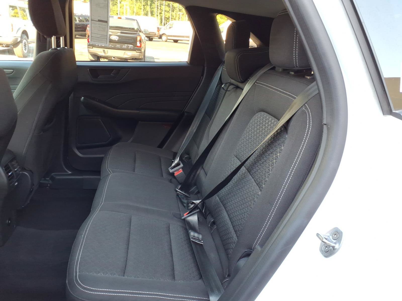 Used 2024 Ford Escape Active AWD/4WD image 31