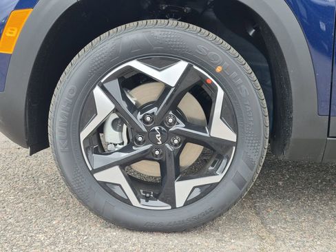 New 2026 Kia Seltos EX AWD/4WD image 16