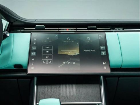 New 2026 Land Rover Range Rover Long Wheelbase Autobiography AWD/4WD image 39