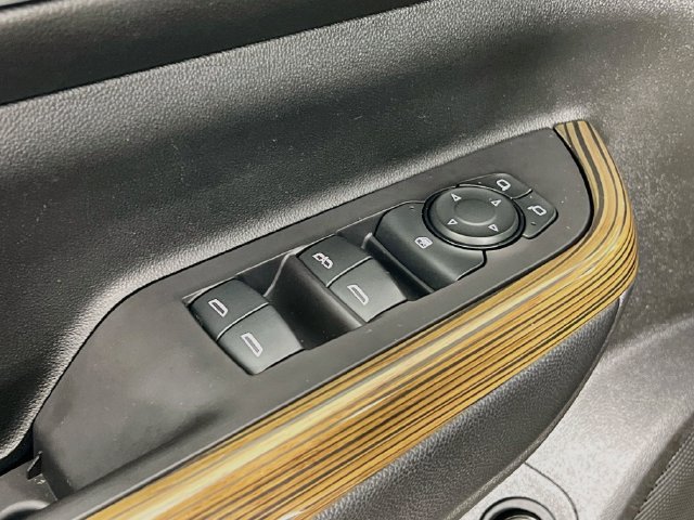 Used 2020 GMC Acadia SLE w/ Driver Convenience Package AWD/4WD image 9