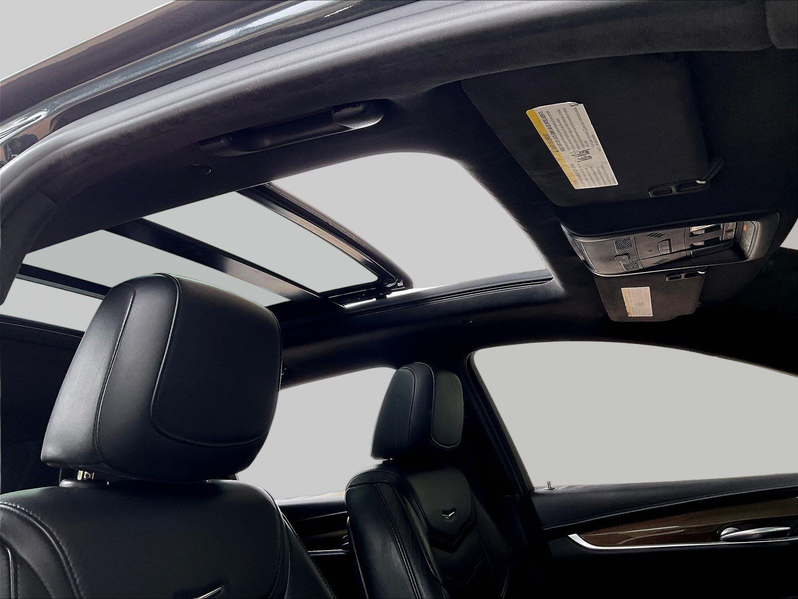 Used 2019 Cadillac XT5 Platinum AWD/4WD image 27