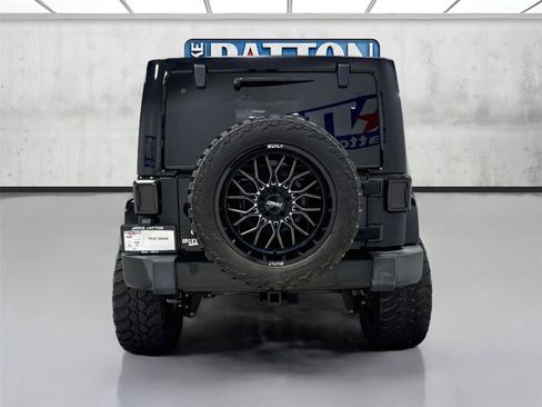 Used 2013 Jeep Wrangler Unlimited Sahara w/ Connectivity Group AWD/4WD image 6