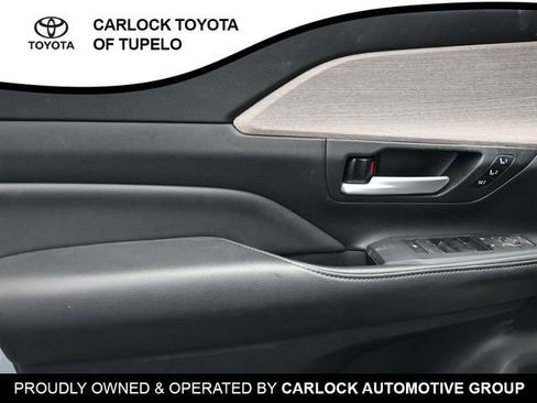 Used 2024 Toyota Grand Highlander Platinum image 40