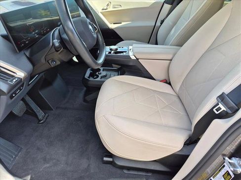 Certified 2024 BMW iX xDrive50 AWD/4WD image 17
