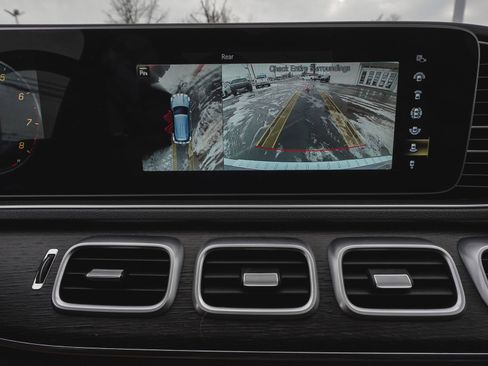 Used 2022 Mercedes-Benz GLE 350 4MATIC image 19