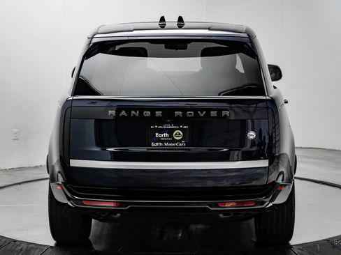 Used 2023 Land Rover Range Rover SV AWD/4WD image 13