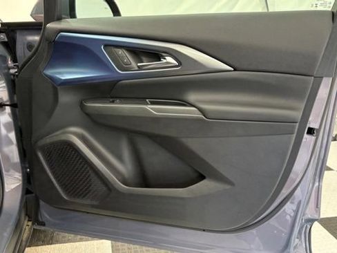 New 2026 Chevrolet Equinox EV LT FWD image 23