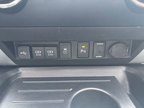 Used 2021 Toyota Tundra Limited w/ Limited Premium Package image 34