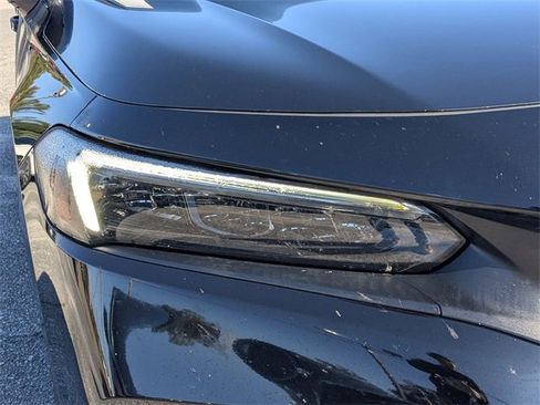 Used 2023 Honda Civic Sport image 9