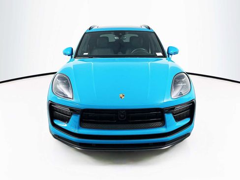 Certified 2022 Porsche Macan S AWD/4WD image 6