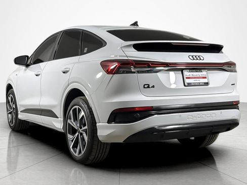 Used 2023 Audi Q4 e-tron Premium AWD/4WD image 3