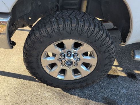 Used 2013 Ford F250 XLT w/ XLT Value Pkg AWD/4WD image 6
