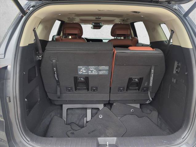 Used 2024 Kia Carnival SX Prestige FWD image 25