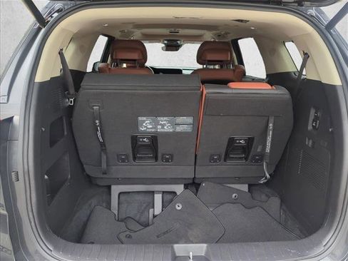 Used 2024 Kia Carnival SX Prestige FWD image 25