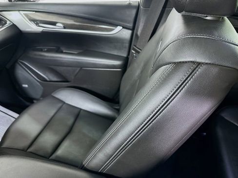 Certified 2023 Cadillac XT5 Sportv image 25