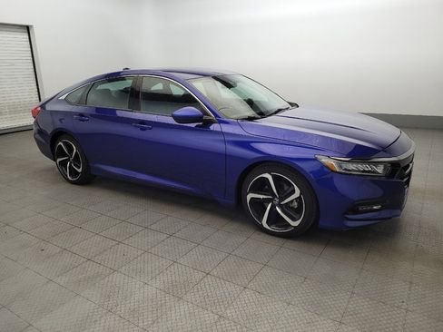 Used 2018 Honda Accord Sport image 11