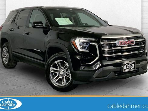 Used 2025 GMC Terrain Elevation FWD image 1