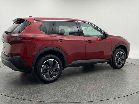 Used 2025 Nissan Rogue SV FWD image 9