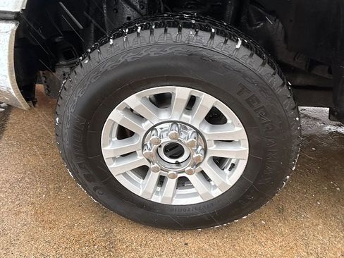 Used 2017 Ford F250 XL w/ STX Appearance Package image 18