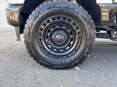 Certified 2024 Ford F250 King Ranch image 27