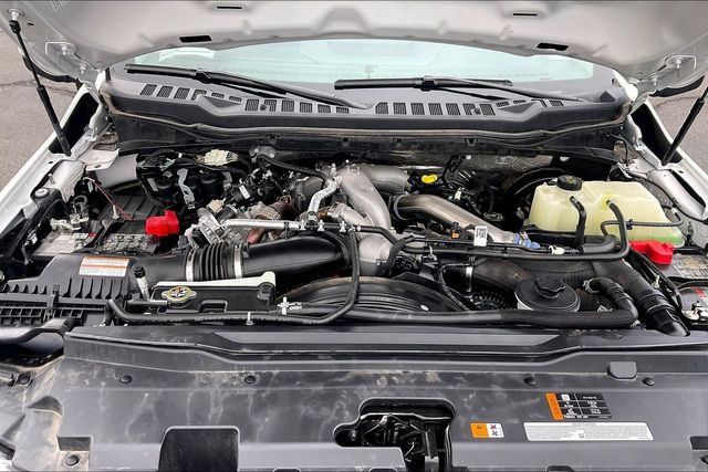 Used 2024 Ford F250 Lariat w/ Sport Appearance Package AWD/4WD image 9