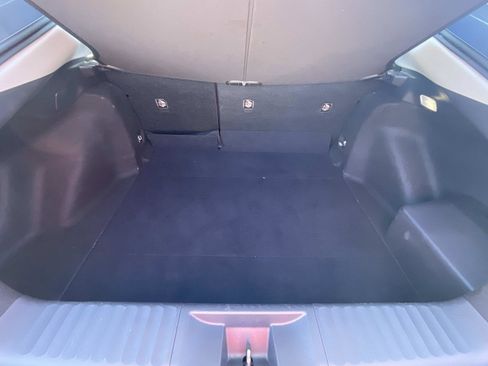 Used 2024 Toyota Prius LE image 8