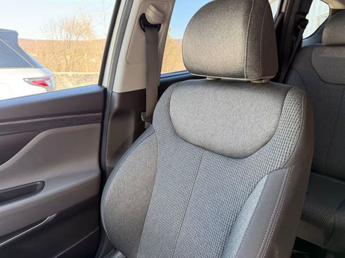 Used 2019 Hyundai Santa Fe SEL AWD/4WD image 20