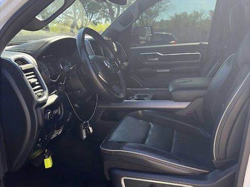 Used 2023 RAM 1500 Laramie AWD/4WD image 10