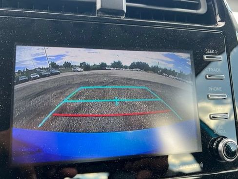 Used 2021 Toyota Prius LE FWD image 23